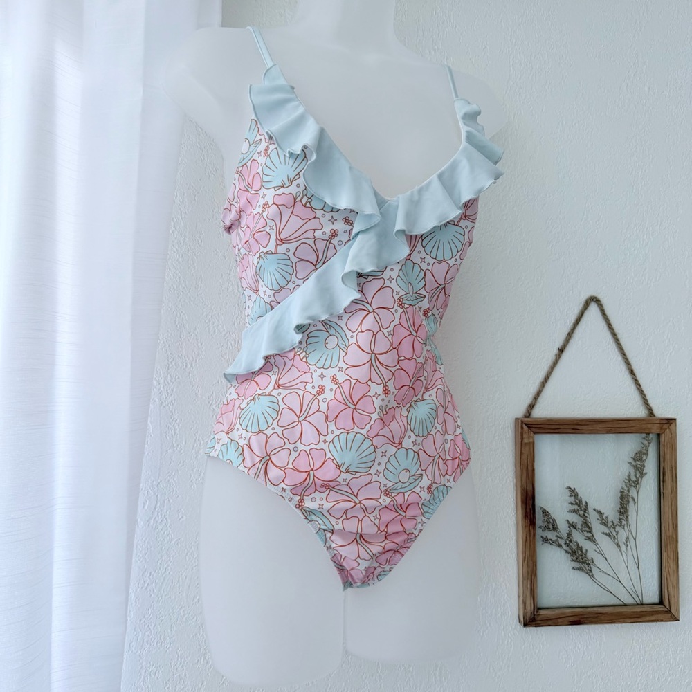 Caden Lane Pink and Blue One Piece ruffle Swimwear nautical shells floral Size L